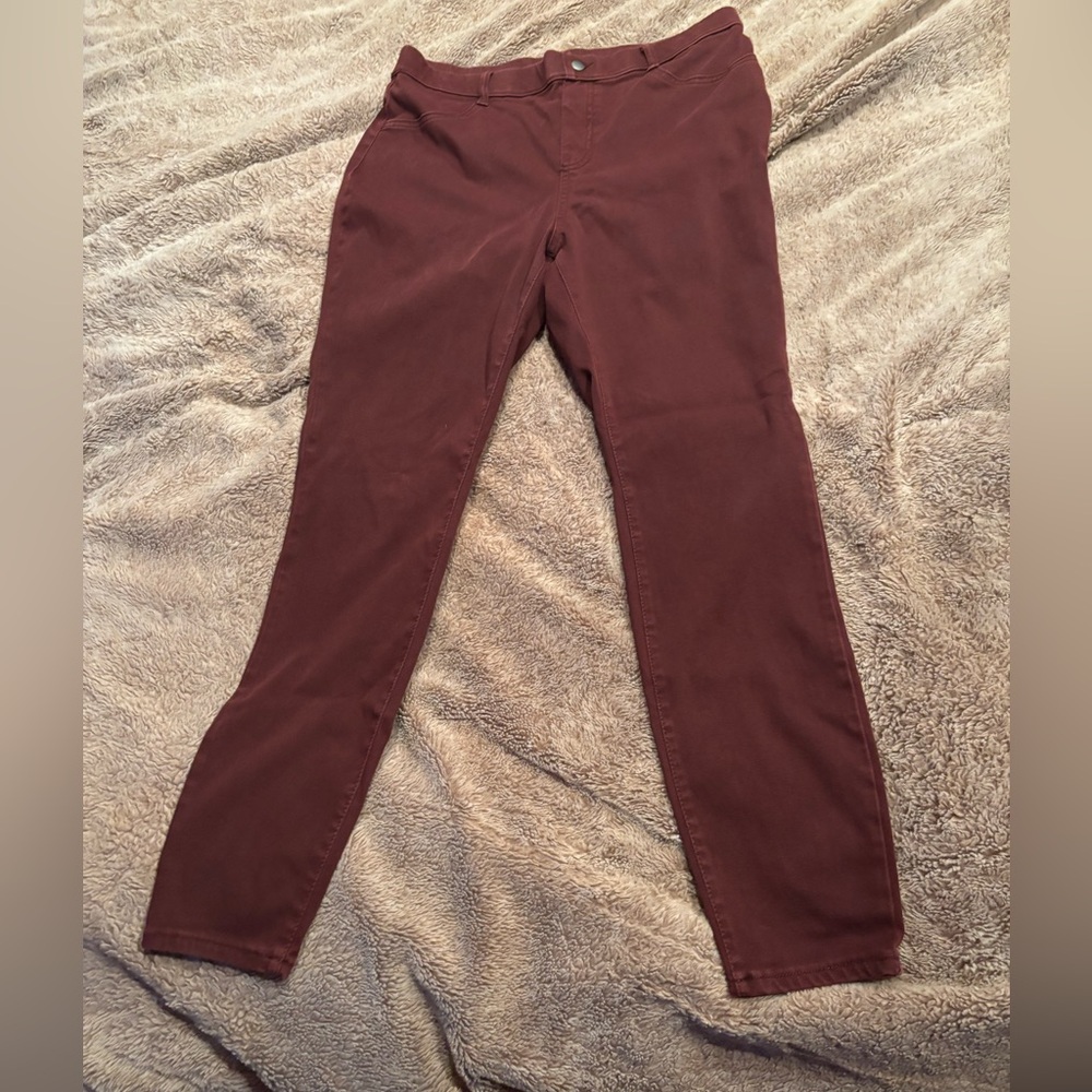 Time and Tru Maroon Trousers
